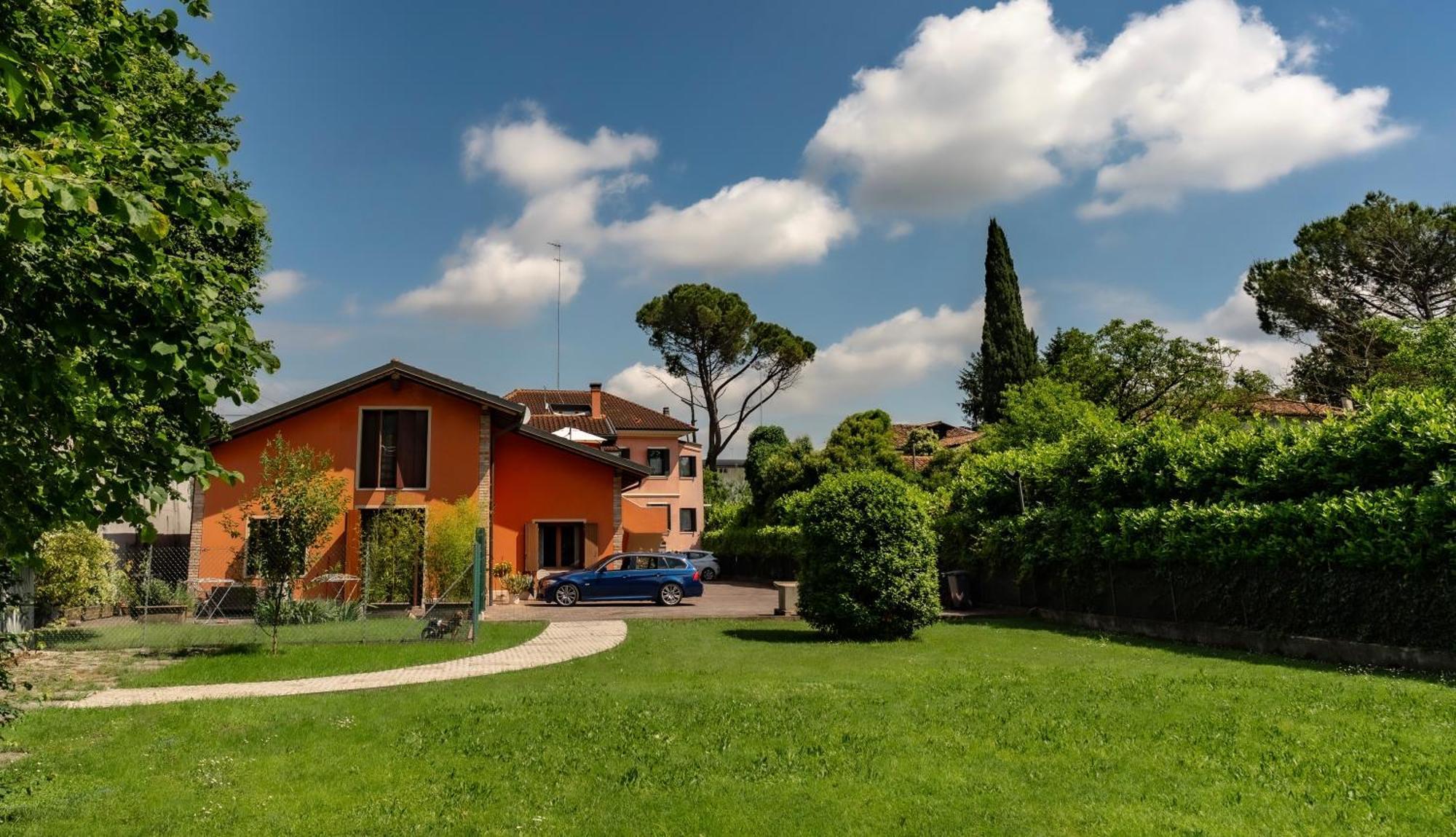 Villa Trevisi - APARTMENT Treviso Esterno foto